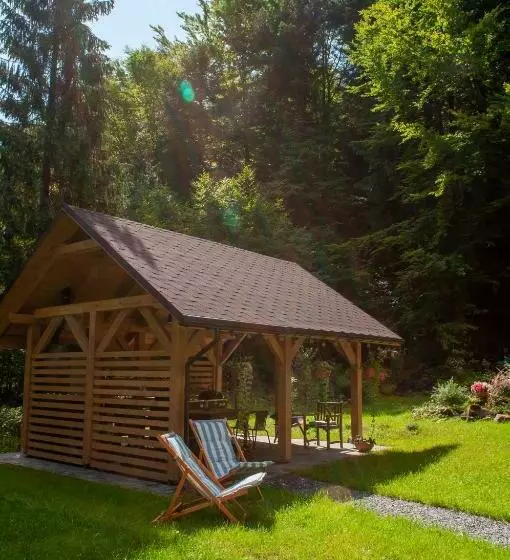 پانسیون Willa Monti