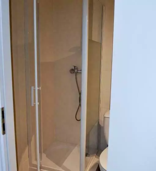 پانسیون Willa Monti