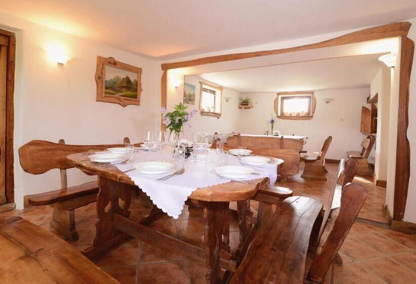 Pensjonat Lesniczówka