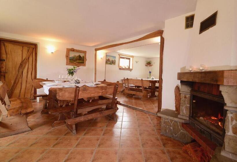 Pensjonat Lesniczówka