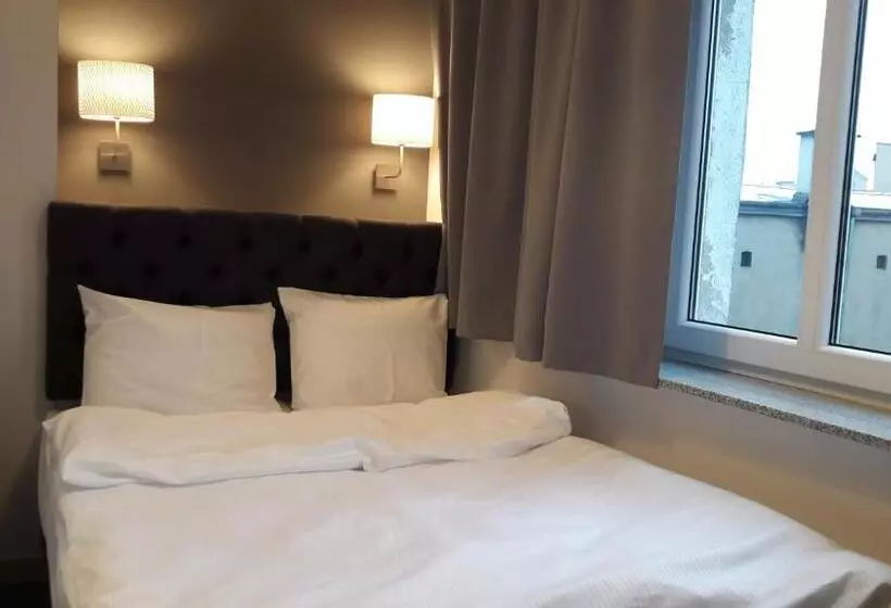 Przystanek Katowice Mariacka 26