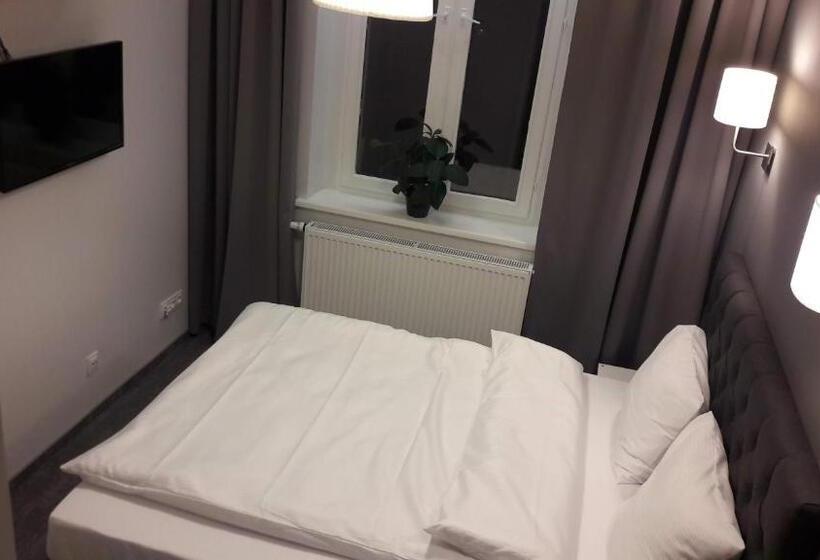 Przystanek Katowice Mariacka 26