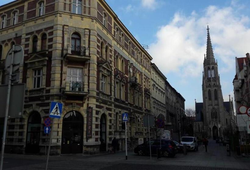 Przystanek Katowice Mariacka 26