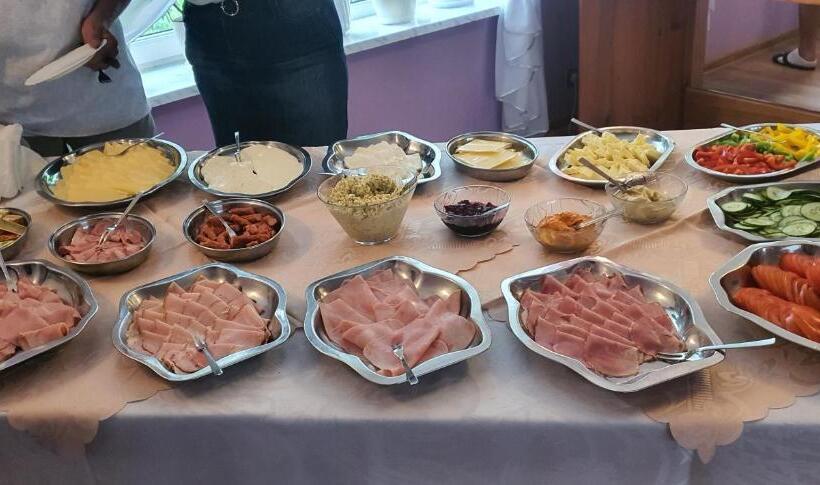 リゾートホテル Pensjonat Pory Roku