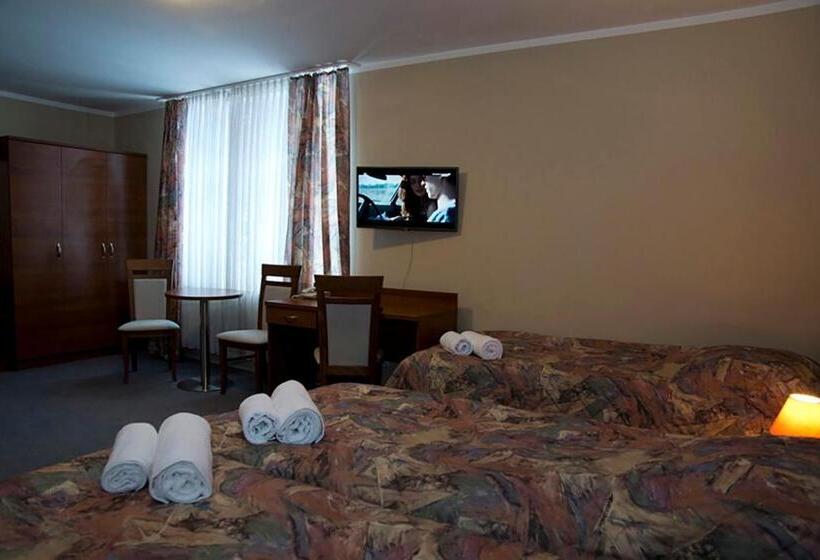 リゾートホテル Pensjonat Pory Roku