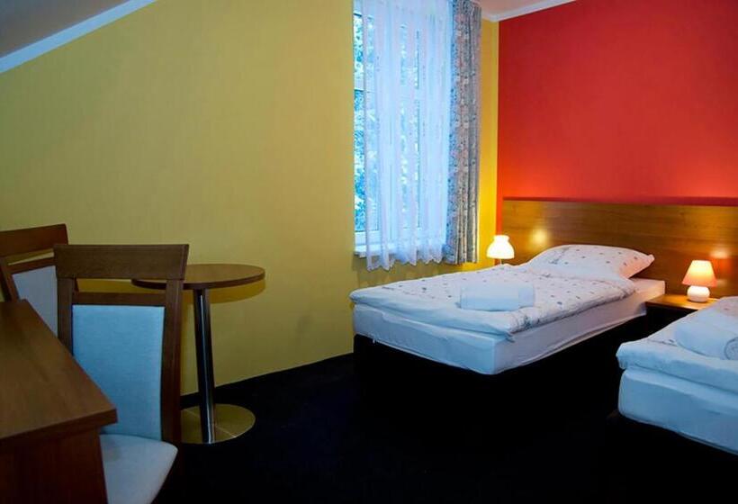 リゾートホテル Pensjonat Pory Roku