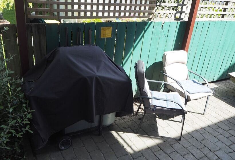 הוסטל Tasman Bay Backpackers