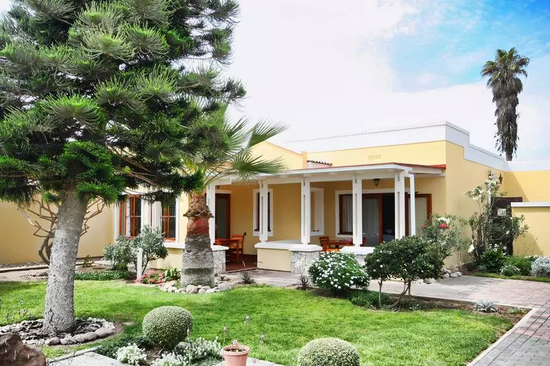 تختخواب و صبحانه Cornerstone Guesthouse