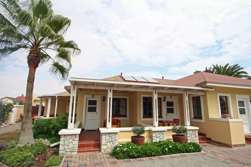 تختخواب و صبحانه Cornerstone Guesthouse