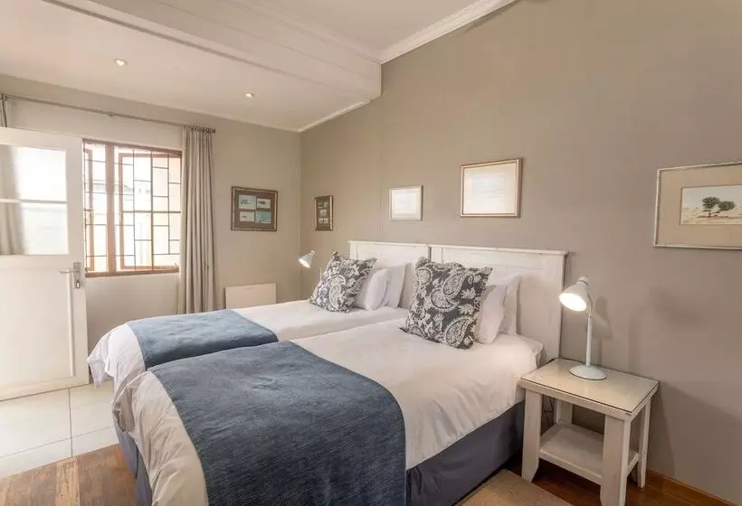 تختخواب و صبحانه Cornerstone Guesthouse