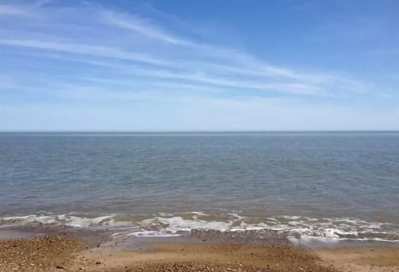 Bed and Breakfast Henry S On The Prom