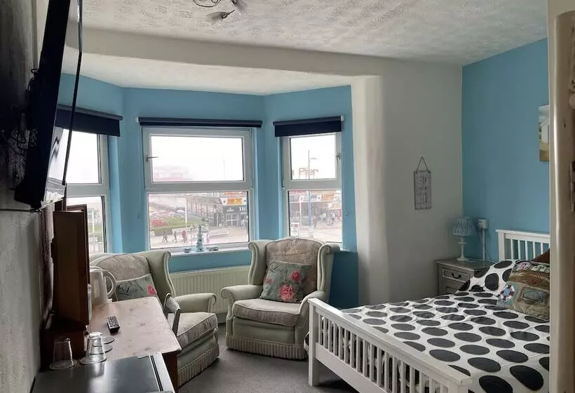 Bed and Breakfast Henry S On The Prom