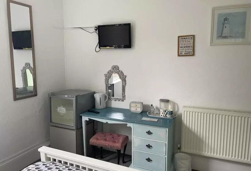 Bed and Breakfast Henry S On The Prom