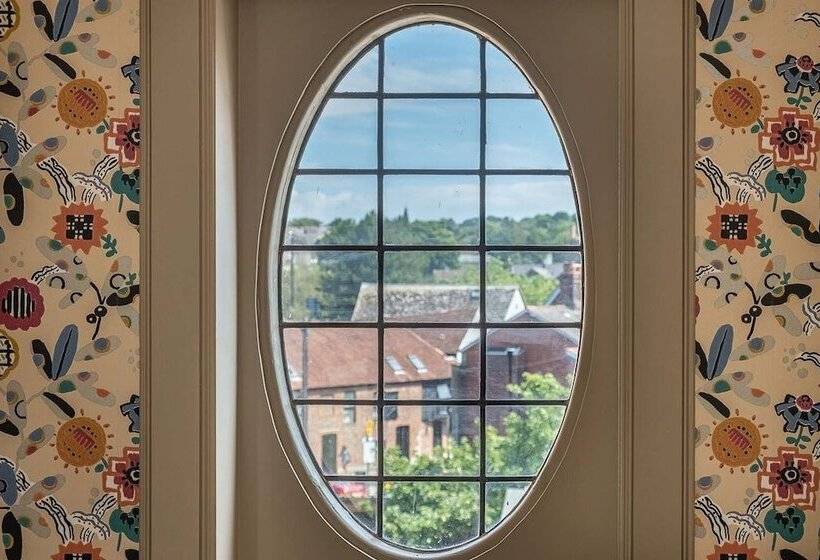 민박 One Holyrood Hotel & Cafe