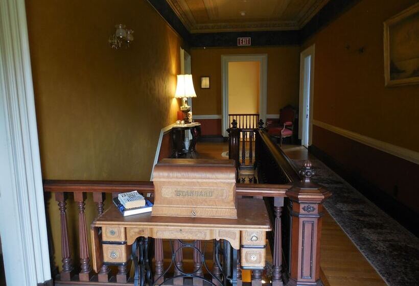 Bed and Breakfast Proctor Mansion Inn