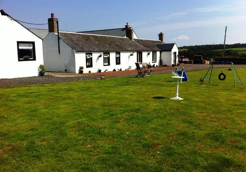 Broadlea Of Robgill Country Cottage & Bed And Breakfast