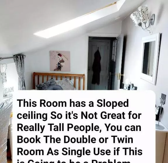 Broadlea Of Robgill Country Cottage & Bed And Breakfast