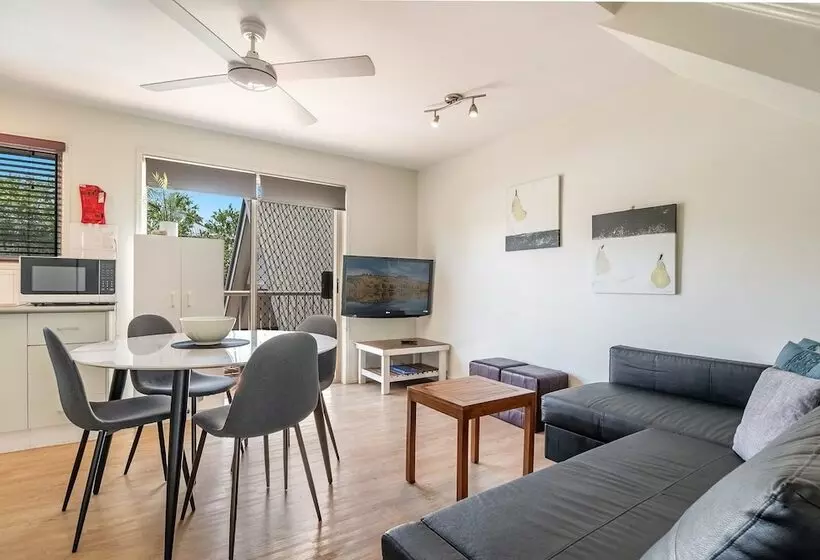 Byron Central Apartments