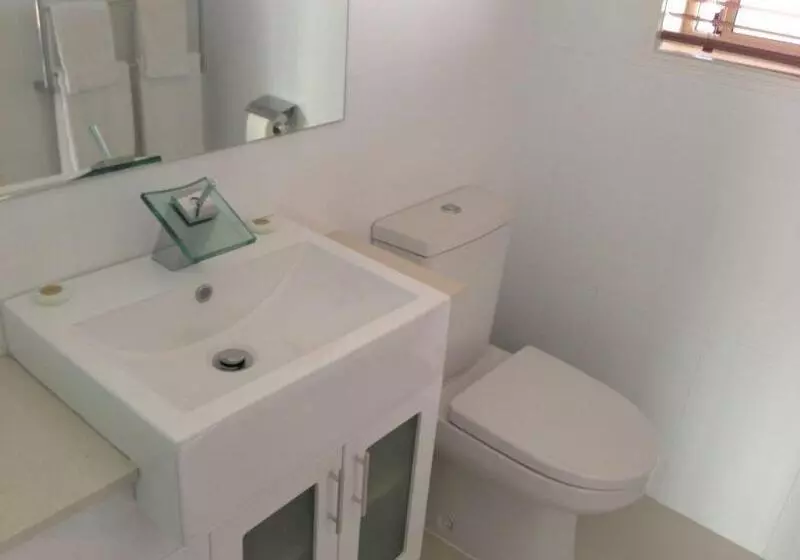 Byron Central Apartments