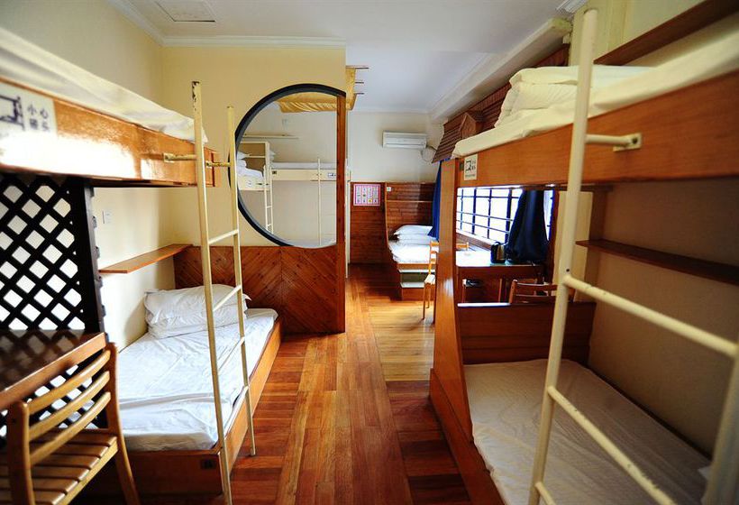 Captain Hostel