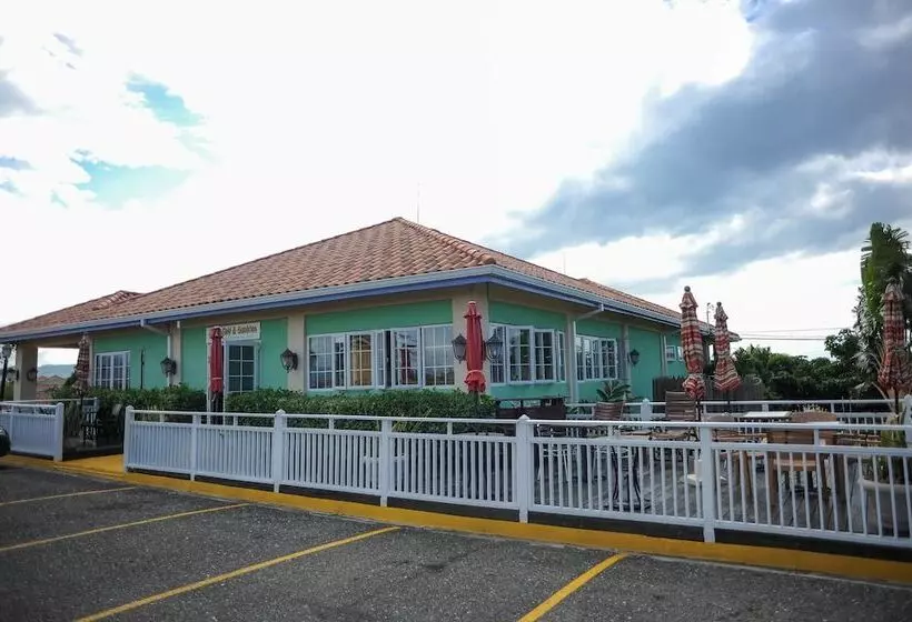 Country Club Mangowalk Townhouse
