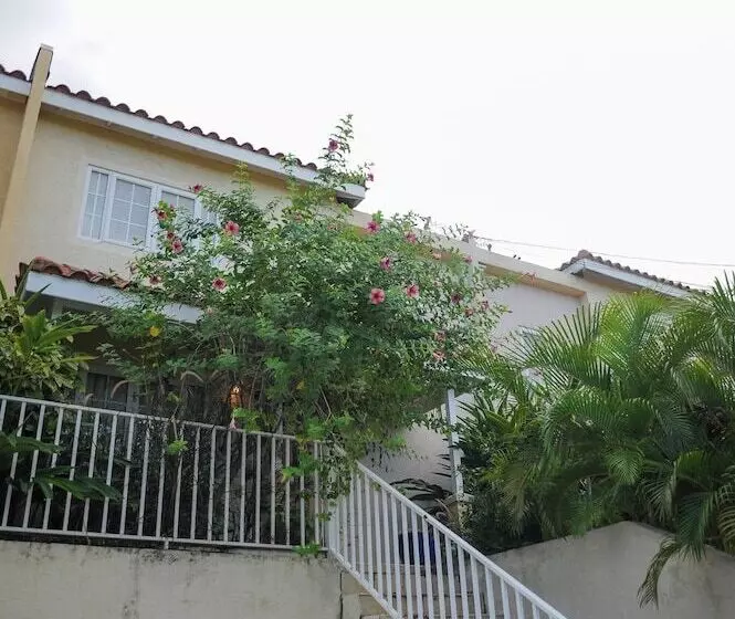 Country Club Mangowalk Townhouse