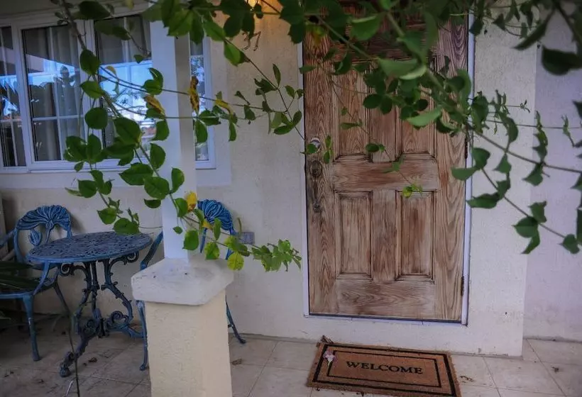 Country Club Mangowalk Townhouse