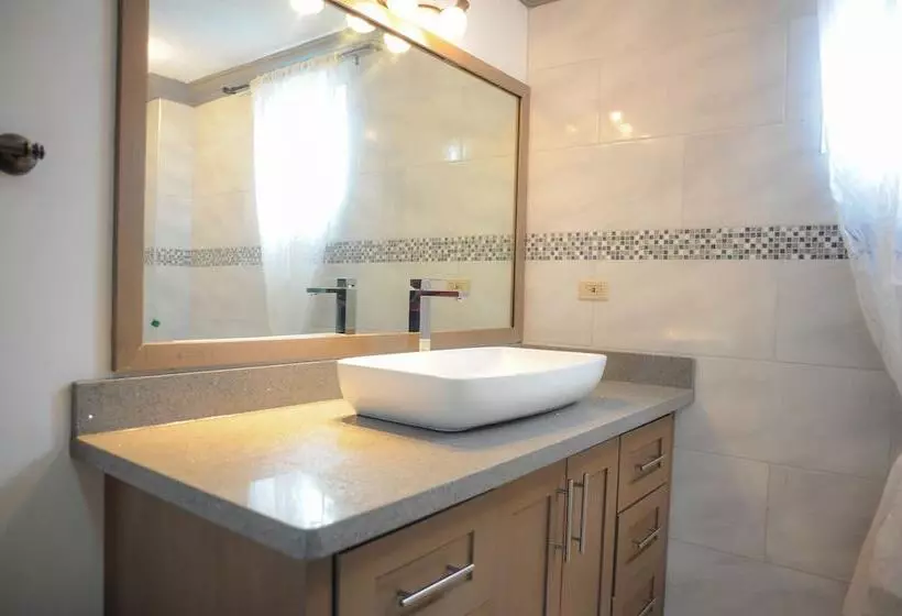 Country Club Mangowalk Townhouse