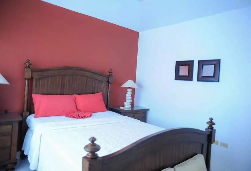 Country Club Mangowalk Townhouse