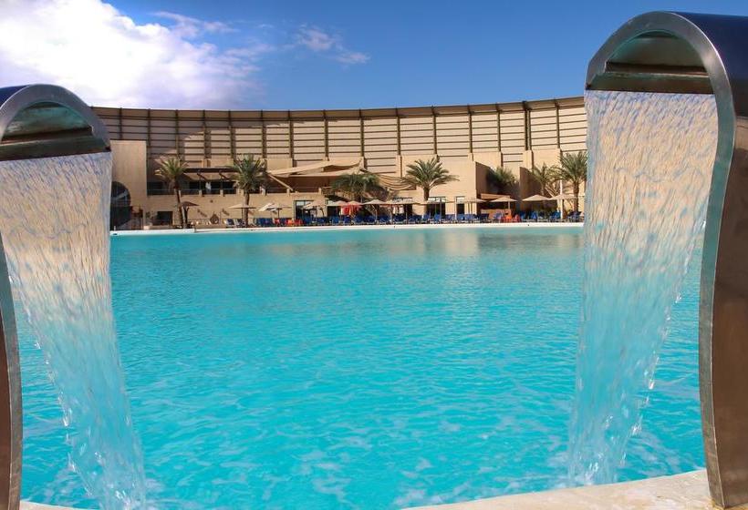 مسافرخانه Lagoon Hotel & Resort