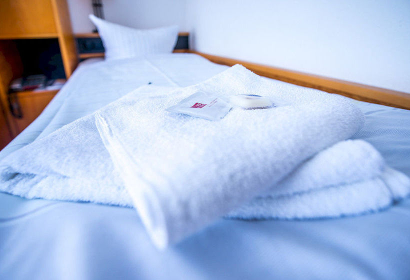 호텔 An Der Therme Haus 3 