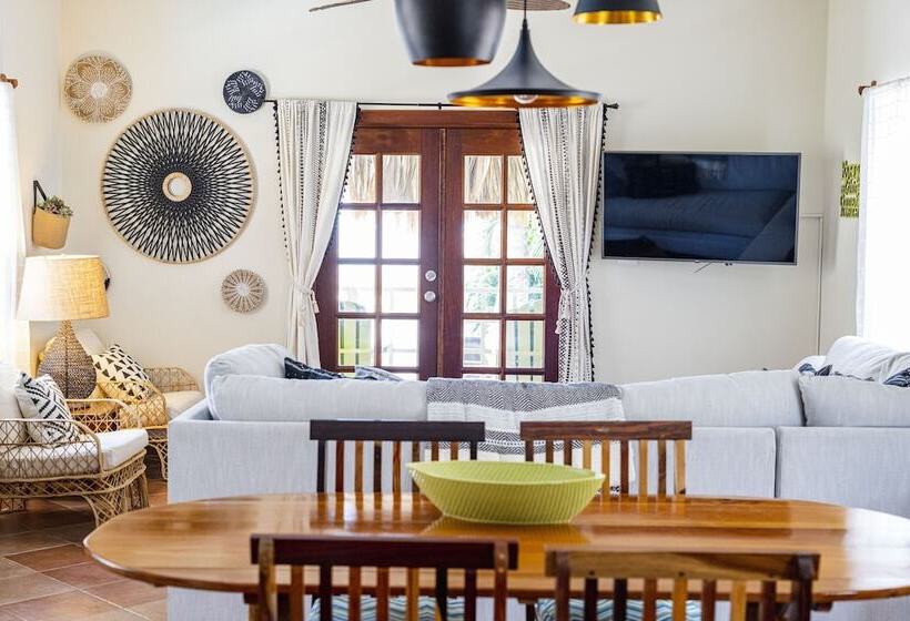 בית מלון כפרי Caye Casa