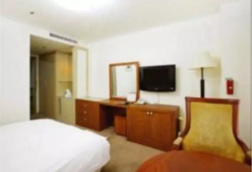 Gumi Hotel Park Business