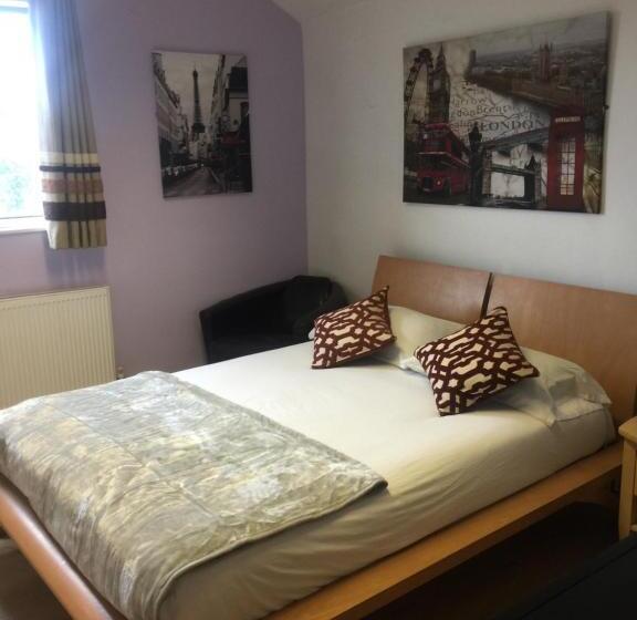 فندق Hendham House