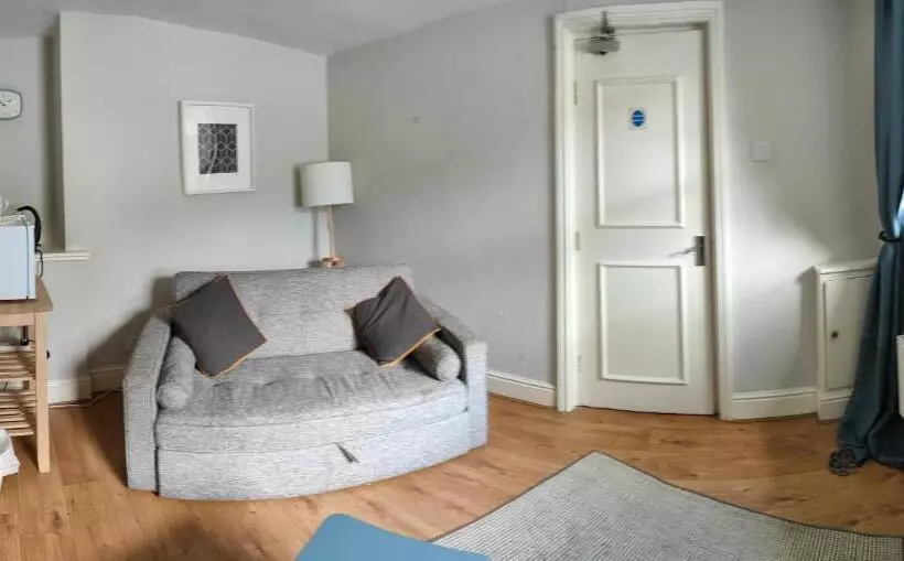 Отель Kings Arms