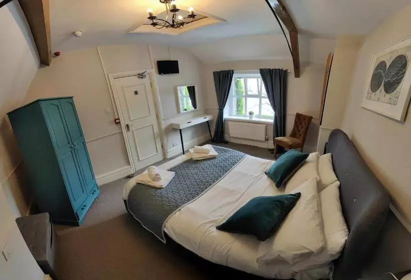 Отель Kings Arms