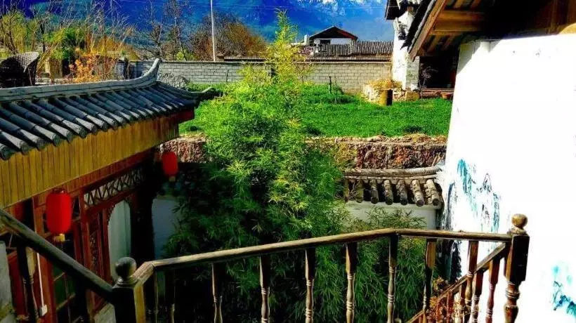 ホテル Lijiang Baisha Holiday Resort