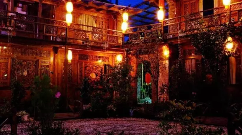 ホテル Lijiang Baisha Holiday Resort