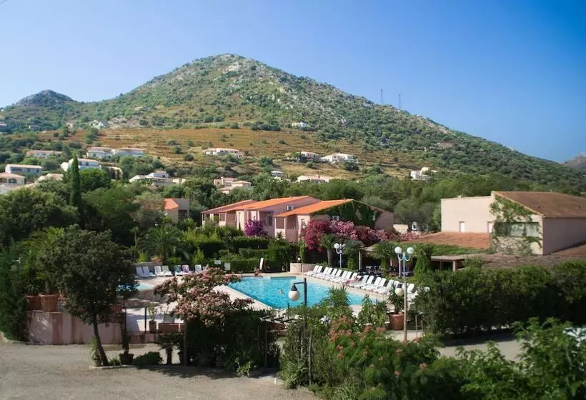 Отель Hôtel Et Résidence Benista