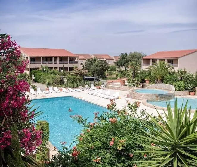 Отель Hôtel Et Résidence Benista