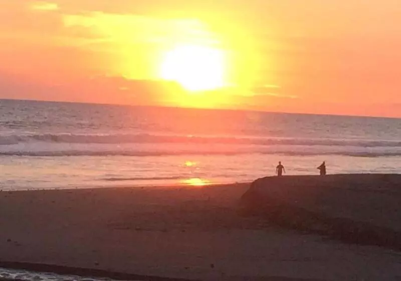 هتل Sabas Beach Resort