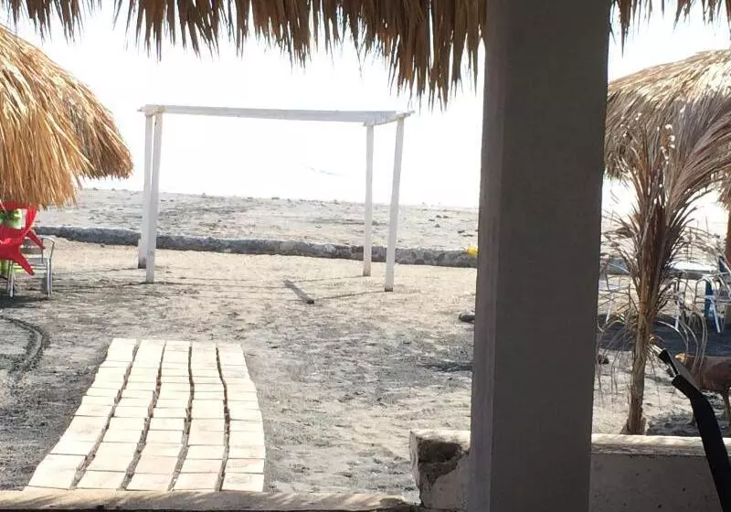 هتل Sabas Beach Resort