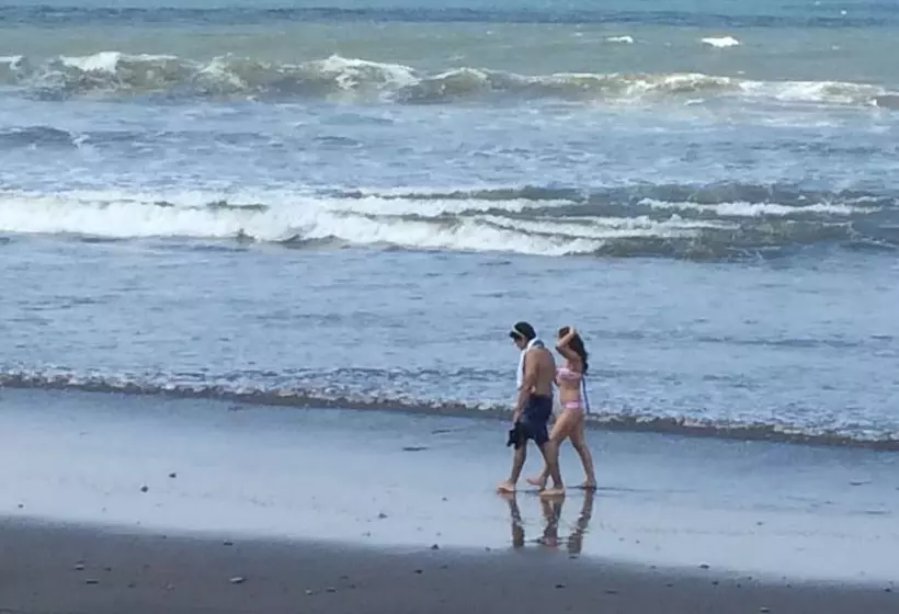 هتل Sabas Beach Resort