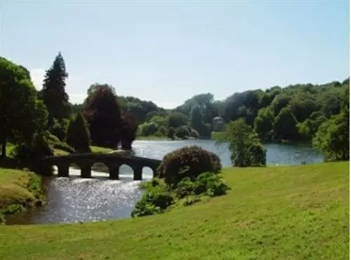 Hotelli Spread Eagle Inn