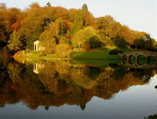 ホテル Spread Eagle Inn