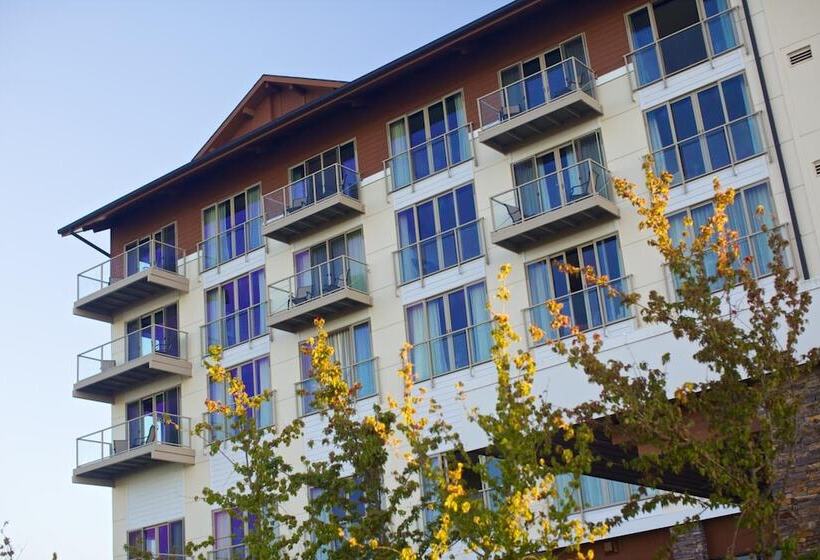 Отель Swinomish Casino & Lodge