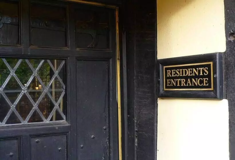 Hotel The Leather Bottle Ltd