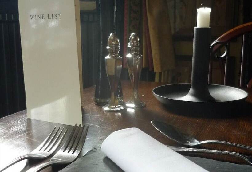 Отель The Leather Bottle Ltd