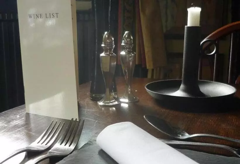 Hotel The Leather Bottle Ltd