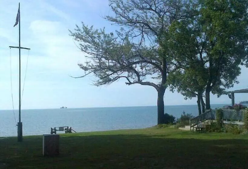 호텔 Timber House Resort